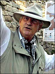 Ad:  Manfred Korfmann.jpg
Gsterim: 422
Boyut:  15.7 KB