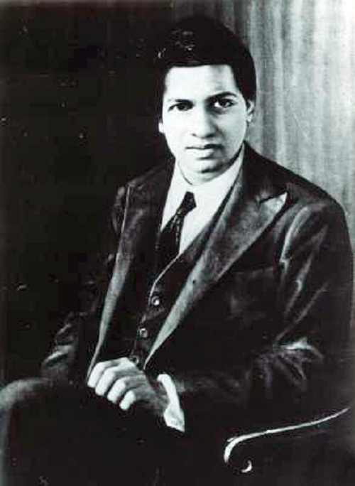 Ad:  Srinivasa Aiyangar Ramanujan.jpg
G�sterim: 248
Boyut:  68.0 KB