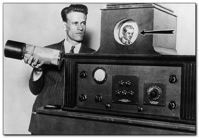 Ad: Philo Farnsworth.jpg
Gösterim: 569
Boyut: 80.3 KB