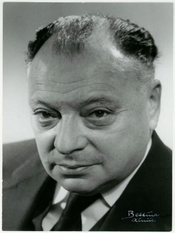 Ad:  Wolfgang Pauli.jpg
Gsterim: 420
Boyut:  65.5 KB