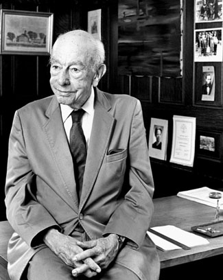 Ad: Willard Van Orman Quine.jpg
Gösterim: 349
Boyut: 88.0 KB