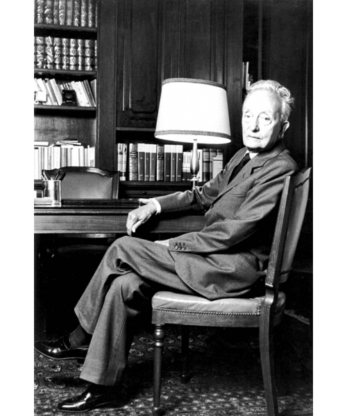 Ad:  Nicola Abbagnano.jpg
Gsterim: 398
Boyut:  168.5 KB