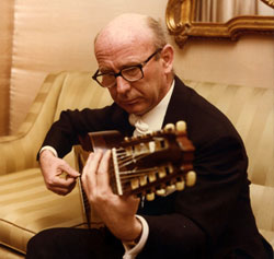 Ad: narciso-yepes.jpg
Gösterim: 296
Boyut: 16.1 KB