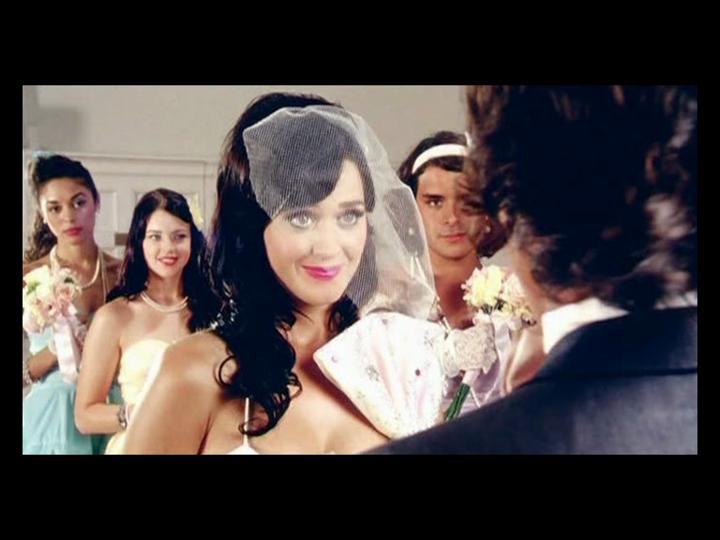 Ad:  Katy Perry6.jpg
Gsterim: 511
Boyut:  37.0 KB