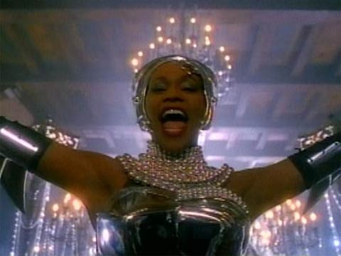 Ad:  Whitney Houston5.jpg
Gsterim: 486
Boyut:  20.5 KB