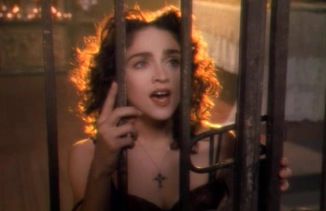 Ad:  MADONNA 3.jpg
Gsterim: 630
Boyut:  30.9 KB