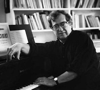 Ad:  Luciano Berio.jpg
Gsterim: 227
Boyut:  19.4 KB