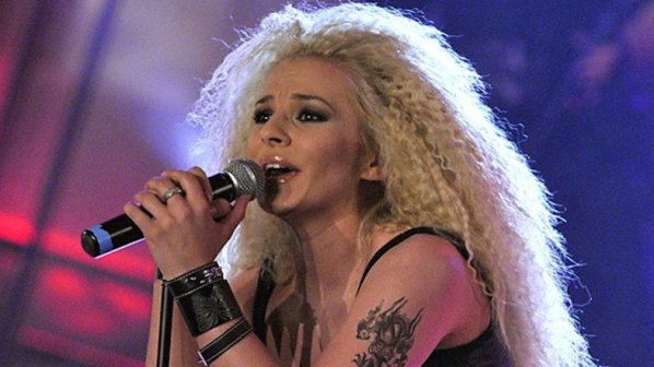 Ad:  Desi Slava.jpg
Gsterim: 1012
Boyut:  42.7 KB