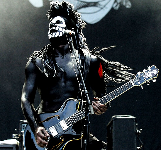 Ad:  Wes Borland.jpeg
Gsterim: 2282
Boyut:  138.3 KB
