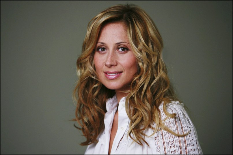 Ad:  Lara Fabian.jpg
Gsterim: 748
Boyut:  66.7 KB