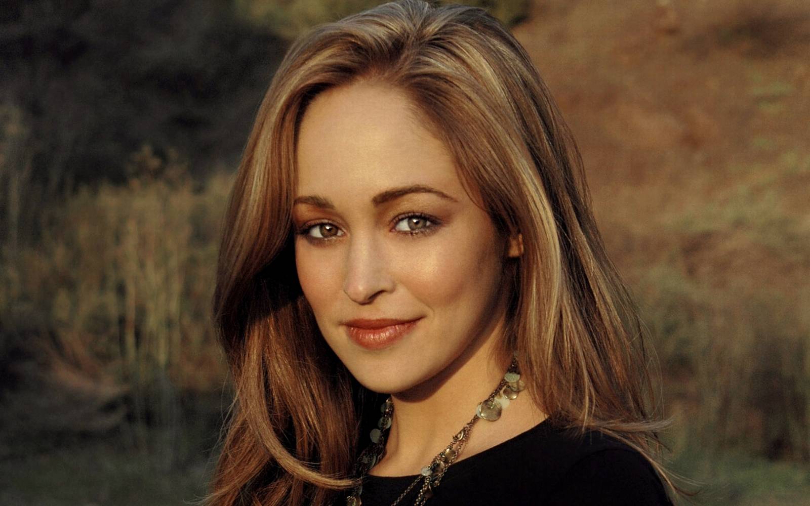 Autumn Reeser Kimdir, Hayatı ve Resimleri