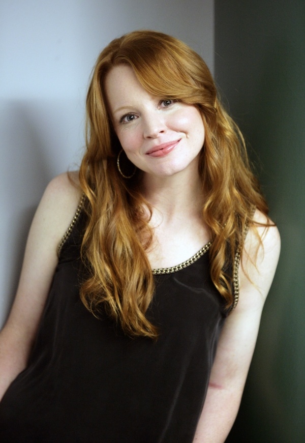 Ad:  lauren ambrose.jpg
Gsterim: 562
Boyut:  140.3 KB
