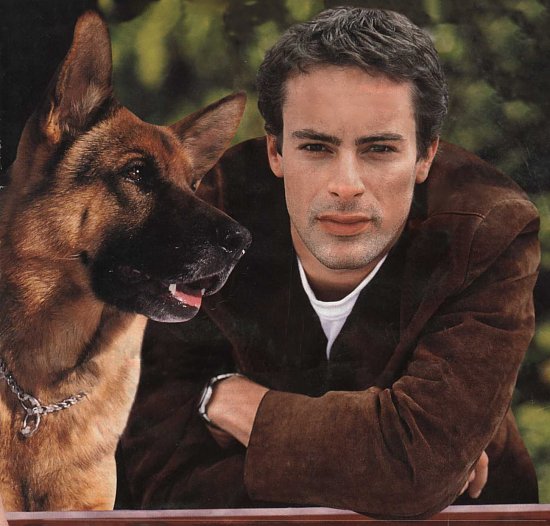 Ad: Gedeon Burkhard.jpg
Gösterim: 534
Boyut: 60.3 KB