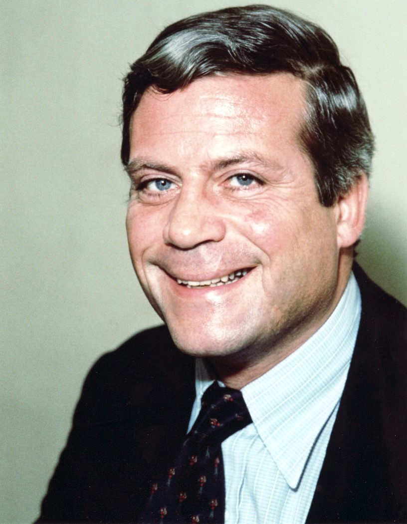 Ad: Oliver Reed.jpg
Gösterim: 484
Boyut: 172.8 KB
