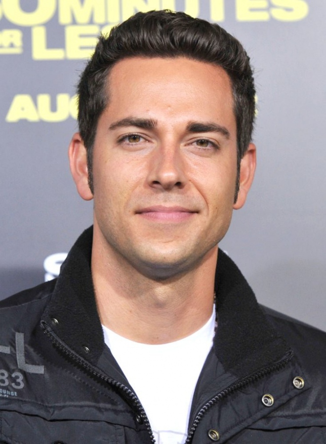 Ad: Zachary Levi.jpg
Gösterim: 699
Boyut: 184.2 KB