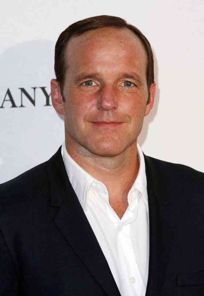 Ad:  Clark Gregg.jpg
Gsterim: 725
Boyut:  23.8 KB