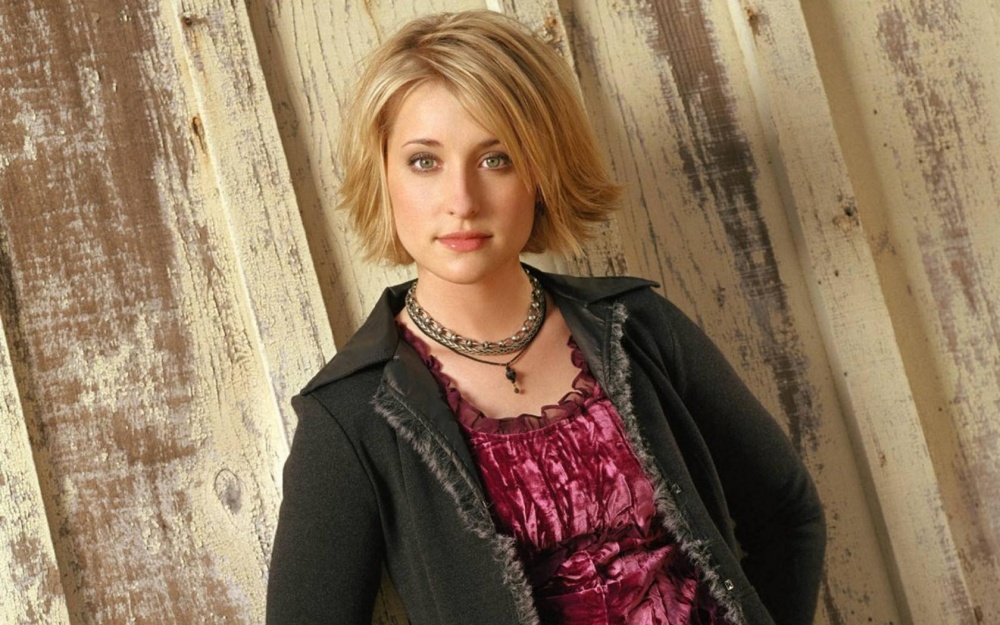 Ad: Allison Mack.jpg
Gösterim: 459
Boyut: 243.6 KB