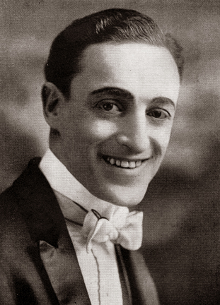 Ad: Leo White.jpg
Gösterim: 259
Boyut: 104.2 KB