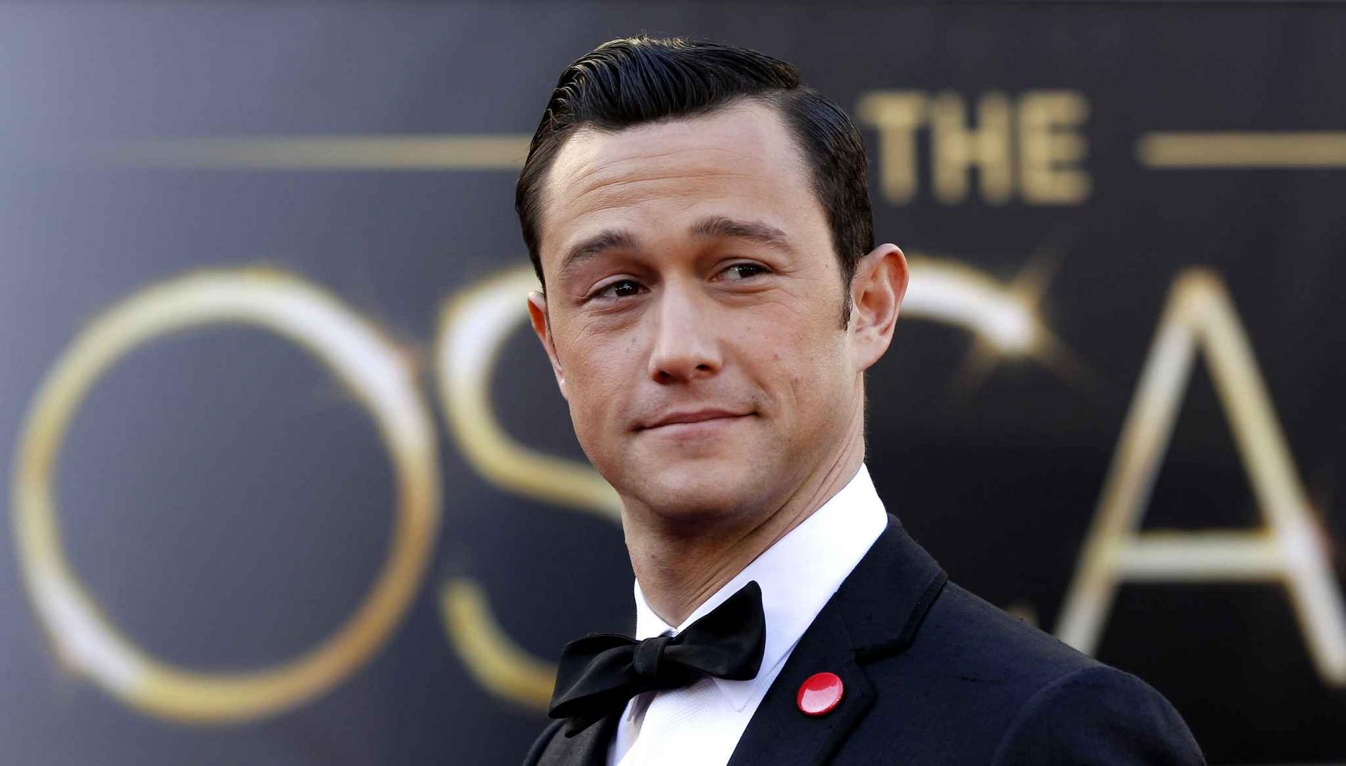 Ad:  joseph-gordon-levitt..jpg
Gsterim: 259
Boyut:  120.7 KB