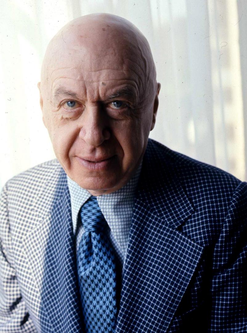 Ad:  Otto Preminger.jpg
G�sterim: 314
Boyut:  121.6 KB