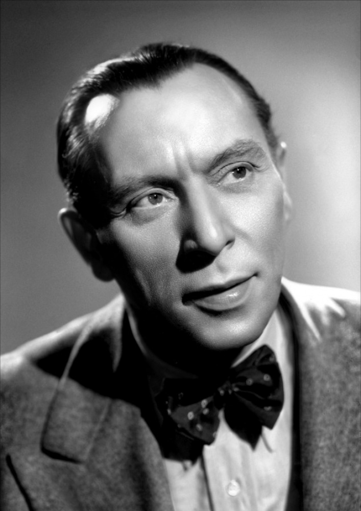 Ad: Louis Jouvet.jpg
Gösterim: 376
Boyut: 111.5 KB