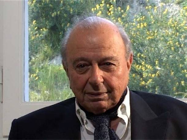 Ad: Michael Cacoyannis.jpg
Gösterim: 237
Boyut: 40.5 KB