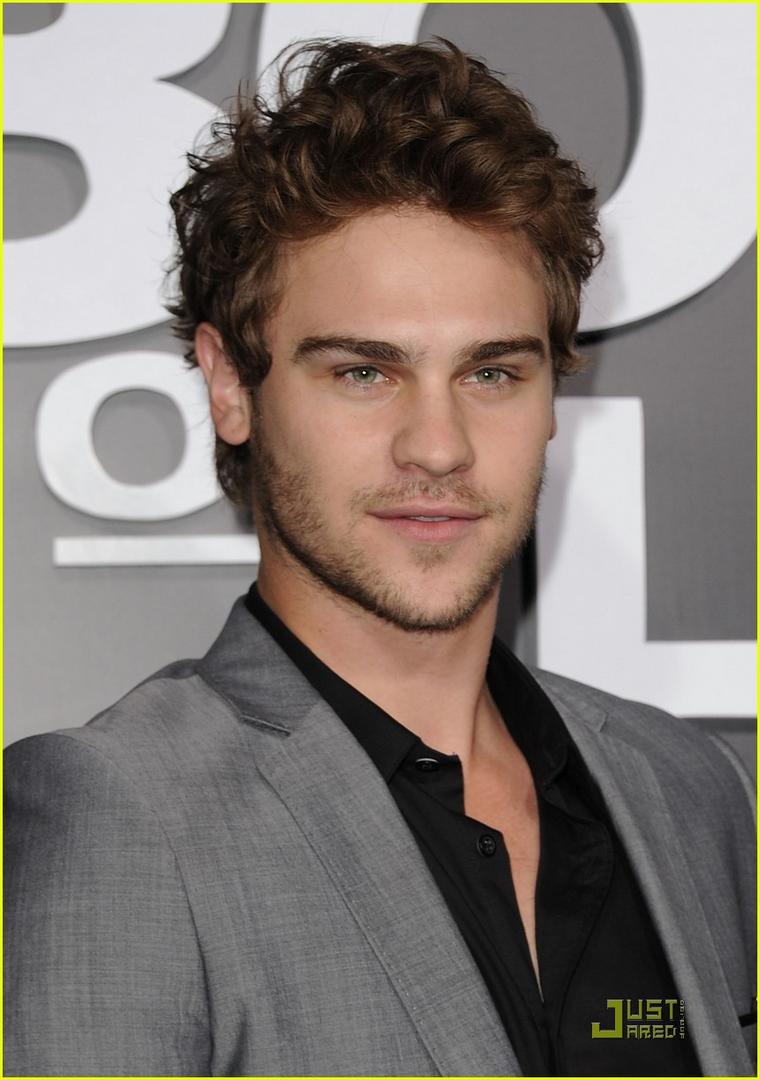 Ad:  Grey Damon.jpg
G�sterim: 501
Boyut:  79.2 KB
