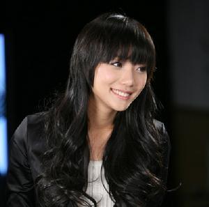 Ad:  May Wang.jpg
Gsterim: 185
Boyut:  11.0 KB