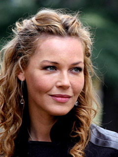 Ad: Connie Nielsen.jpg
Gösterim: 1896
Boyut: 59.1 KB