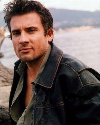 Ad:  Dominic Purcell.jpg
Gsterim: 1190
Boyut:  32.6 KB