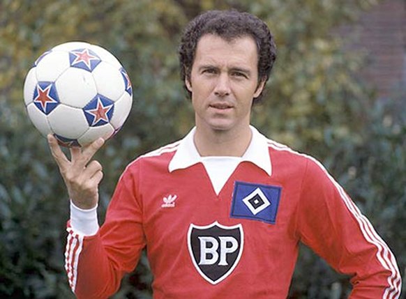 Ad:  Franz Beckenbauer.jpg
Gsterim: 616
Boyut:  49.2 KB