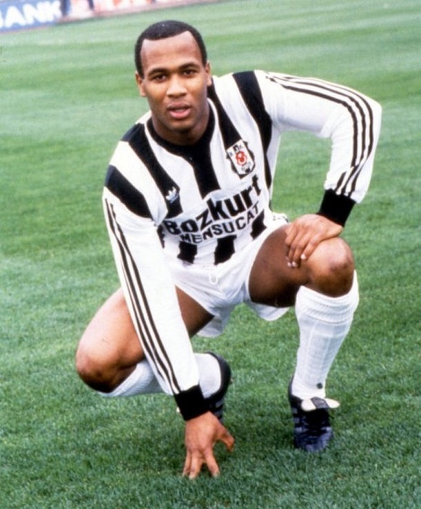 Ad:  les ferdinand.jpg
Gsterim: 349
Boyut:  143.4 KB