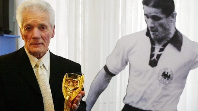 Ad:  Ottmar Walter.jpg
Gsterim: 225
Boyut:  43.1 KB