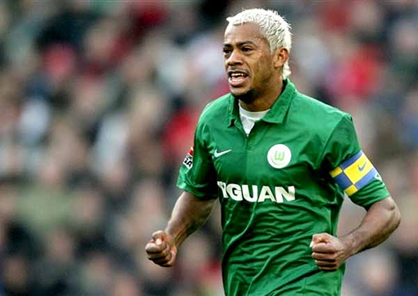 Ad:  Marcelinho.jpg
G�sterim: 387
Boyut:  23.1 KB