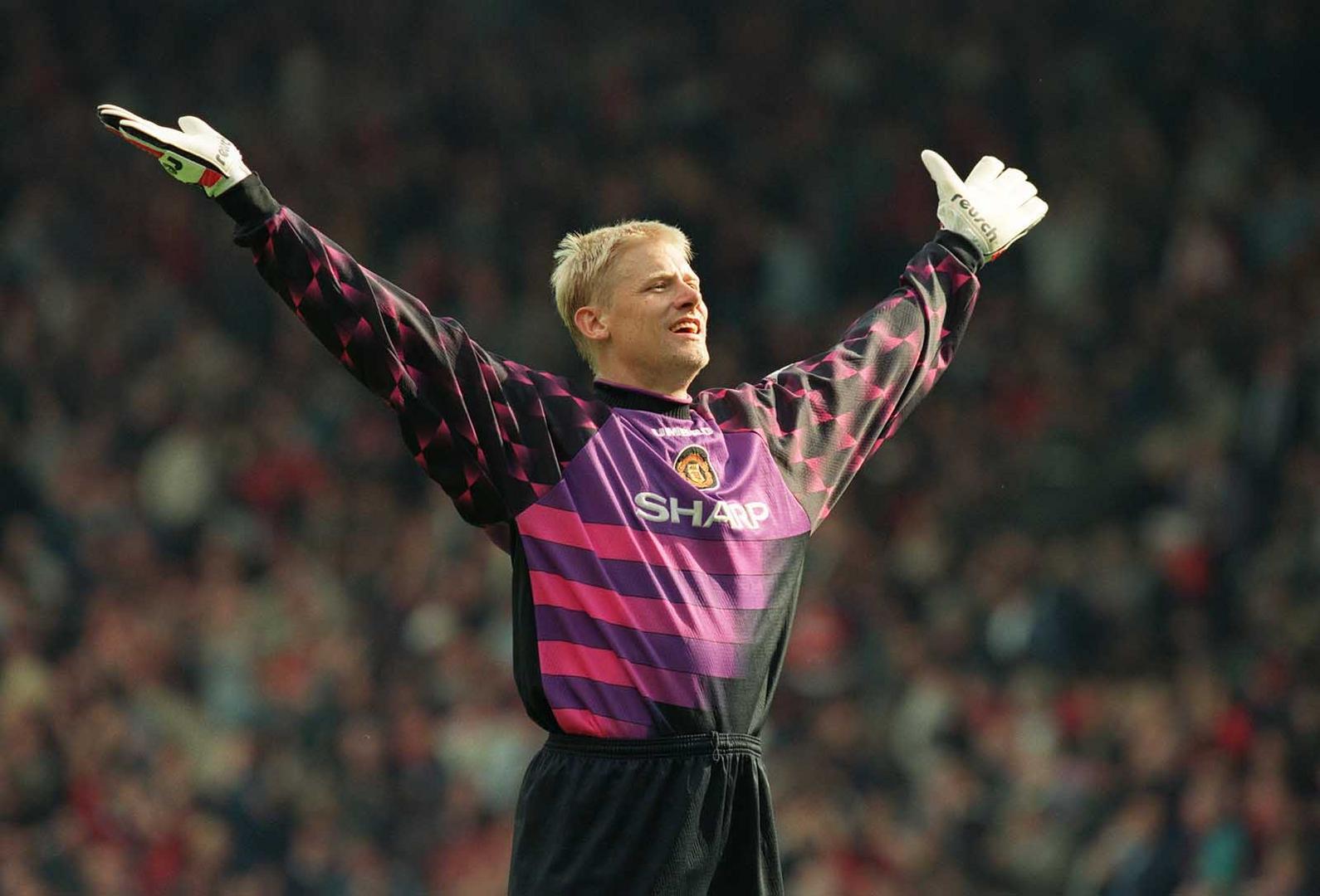 Ad: Peter Schmeichel.jpg
Gösterim: 4491
Boyut: 122.4 KB