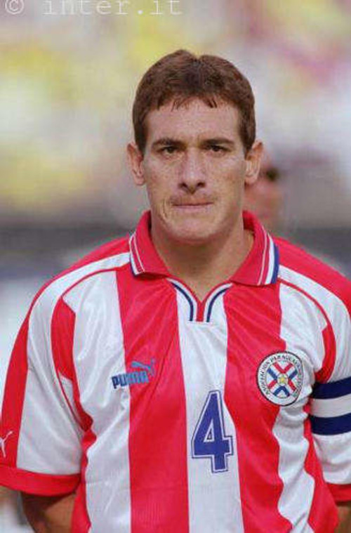 Ad: Carlos Gamarra.jpg
Gösterim: 811
Boyut: 96.4 KB