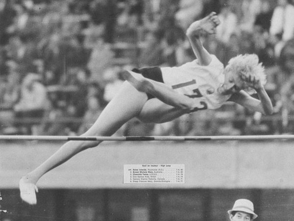 Ad:  Iolanda Bala�.jpg
G�sterim: 168
Boyut:  45.5 KB