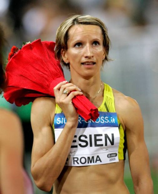 Ad: Anna Jesien.jpg
Gösterim: 117
Boyut: 53.2 KB