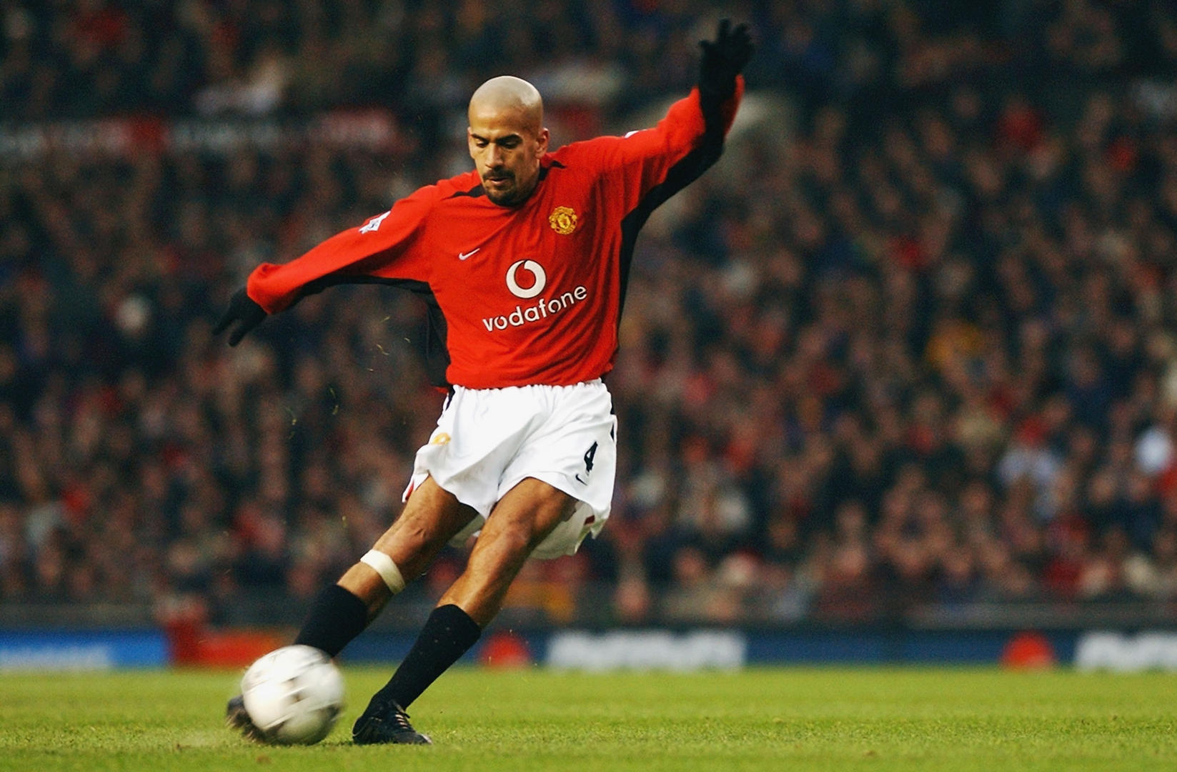 Ad:  Juan Sebastian Veron.jpg
Gsterim: 485
Boyut:  226.8 KB