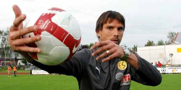 Ad:  Vanja Ivesa.jpg
Gsterim: 371
Boyut:  36.1 KB