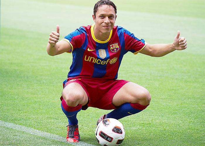 Ad: Adriano Correia Claro.jpg
Gösterim: 759
Boyut: 71.5 KB