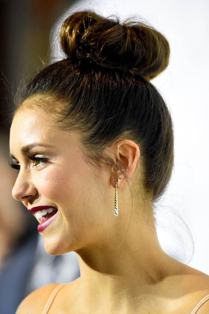 Ad:  Nina+Dobrev+22nd+Annual+ELLE+Women+Hollywood+LwQN23S-nq3x.jpg
Gsterim: 455
Boyut:  169.0 KB