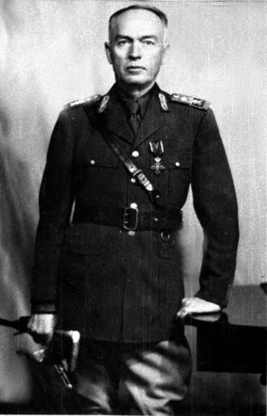 Ad: Ion Antonescu.jpg
Gösterim: 474
Boyut: 31.7 KB