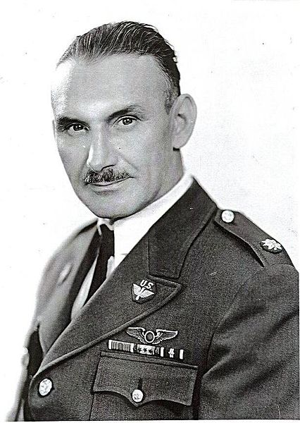 Ad: Albert William Stevens.jpg
Gösterim: 364
Boyut: 61.4 KB