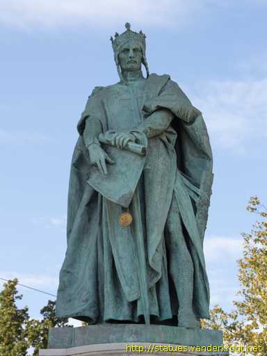 Ad: Andrew II of Hungary (ll. Andras).jpg
Gösterim: 357
Boyut: 18.3 KB