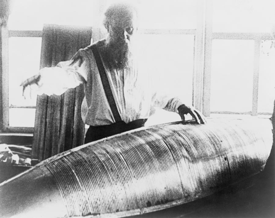 Ad:  Tsiolkovsky3.jpg
G�sterim: 716
Boyut:  77.4 KB