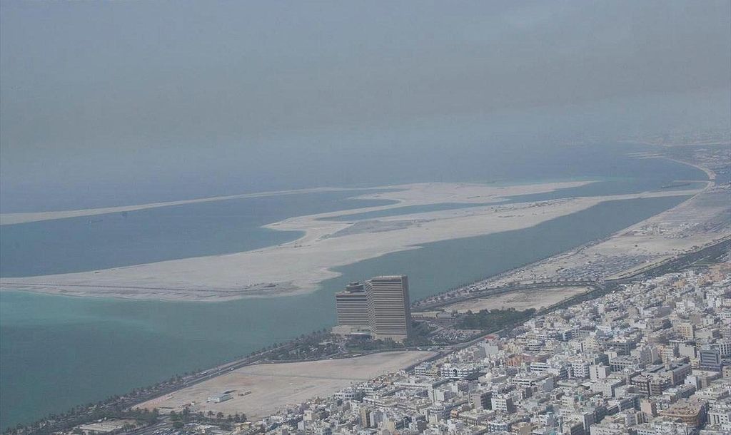 Ad: 1024px-Palm_Deira_on_1_May_2007.jpg
Gösterim: 339
Boyut: 80.1 KB