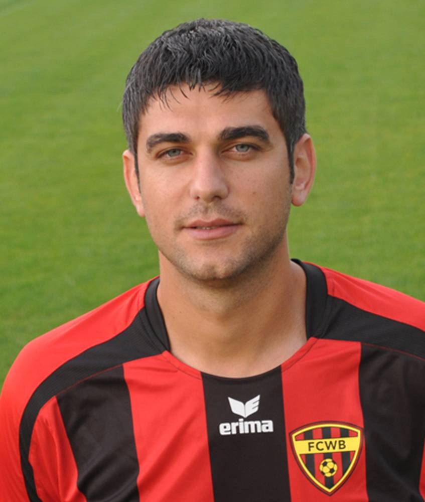 Ad:  Robert Popov.jpg
Gsterim: 584
Boyut:  54.4 KB