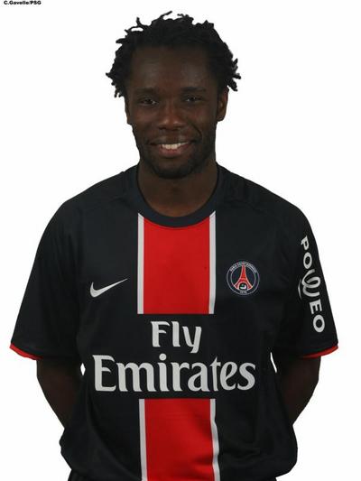 Ad:  Pguy Luyindula.jpg
Gsterim: 330
Boyut:  17.7 KB