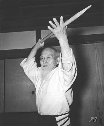 Ad:  Morihei Ueshiba.jpg
Gsterim: 637
Boyut:  18.9 KB